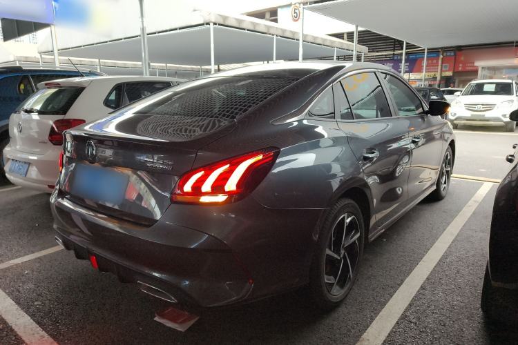 Used MG 5 2021 Revised 300TGI DCT Elegant Luxury Flagship Edition
