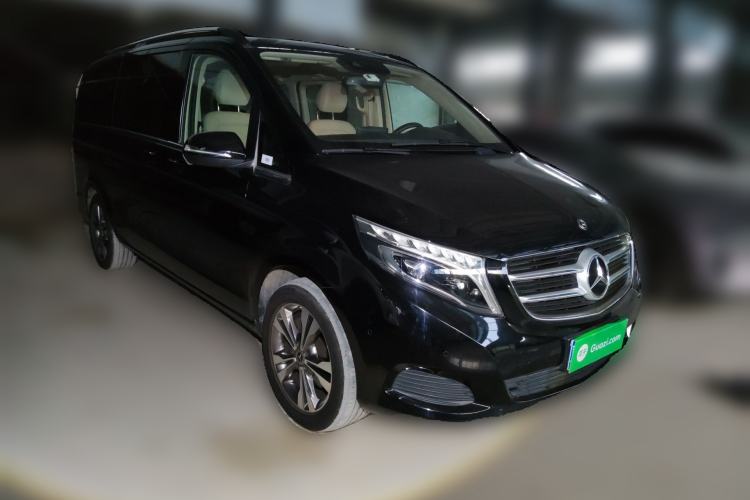 Used Mercedes-Benz V-Class 2018 V 260 Avantgarde Edition China VI Front Right 45 Deg