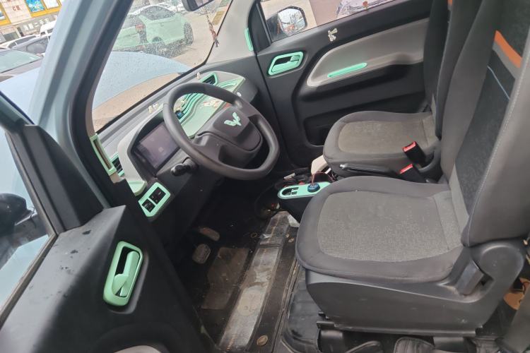 Used Wuling Hongguang MINIEV 2020 Freedom Version Lithium Iron Phosphate Left Front Seat