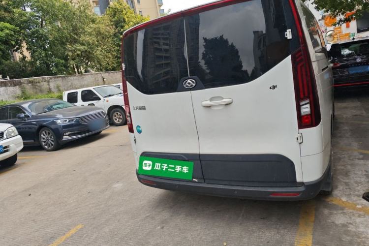 Used SAIC MAXUS Xintu V70 2023 2.0T Elite Edition Automatic Long Wheelbase Low Roof – 6/7 Seats