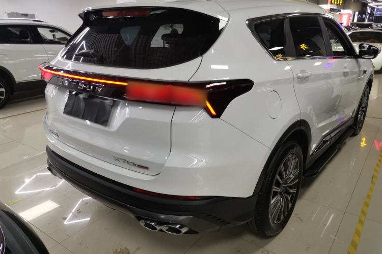 Used JETOUR X70 PLUS 2022 1.5T CVT Mountain 5-Seater
