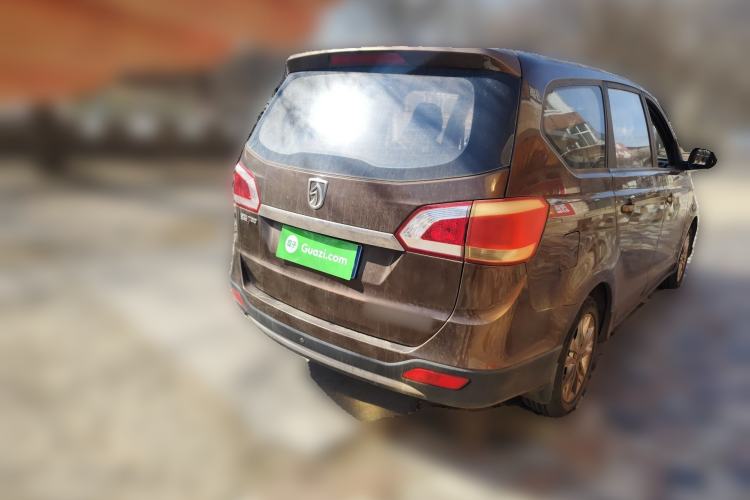 Used Baojun 730 2014 1.5L manual standard trim 7 seats Exterior 5