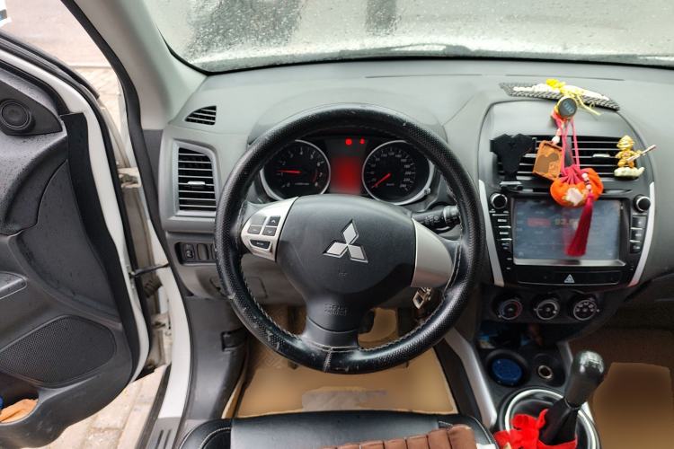 Used Mitsubishi ASX 2013 1.6L Manual Two-Wheel Drive Standard Edition Steering Wheel