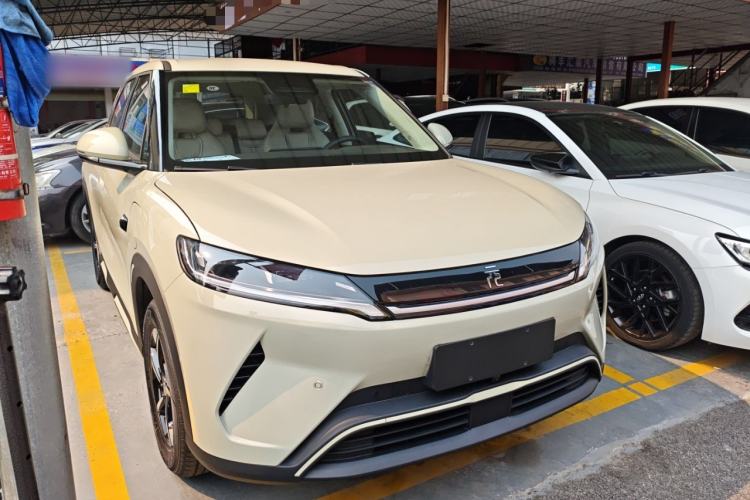 Used BYD Yuan UP 2025 Intelligent Driving Version 401 KM Dynamic Edition Front Right 45 Deg