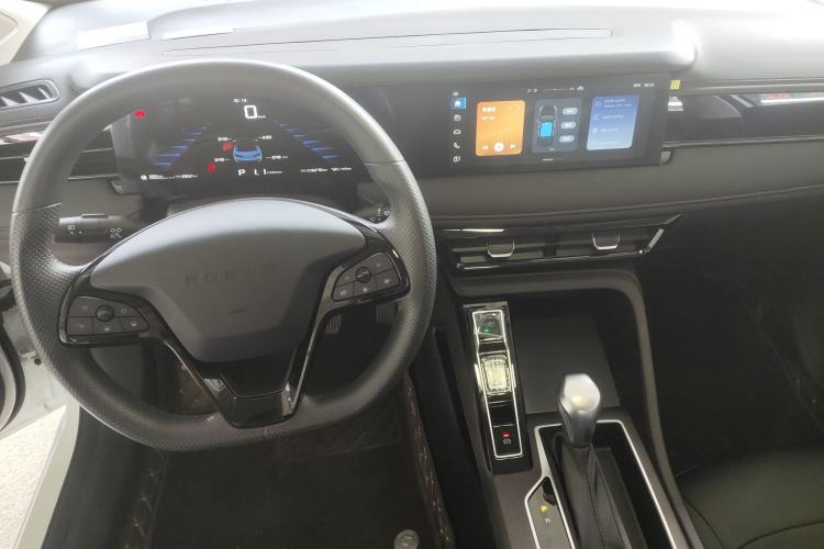 Used Roewe i5 2023 1.5L CVT Luxury Edition
