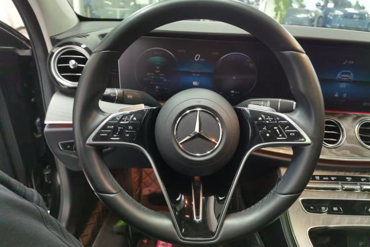 Used Mercedes-Benz E-Class New Energy 2022 Restyled E 350 e L Plug-in Hybrid Sedan