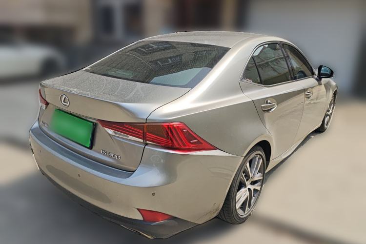 Used Lexus IS 2017 300 Leading Edition
