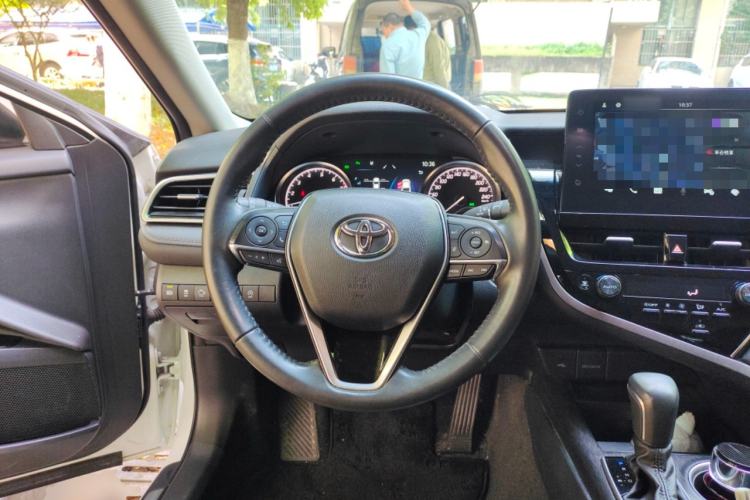 Used Toyota Camry 2023 2.0G Luxury Edition