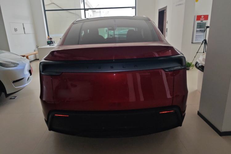 Used Tesla Model Y 2025 Rear-Wheel-Drive Version