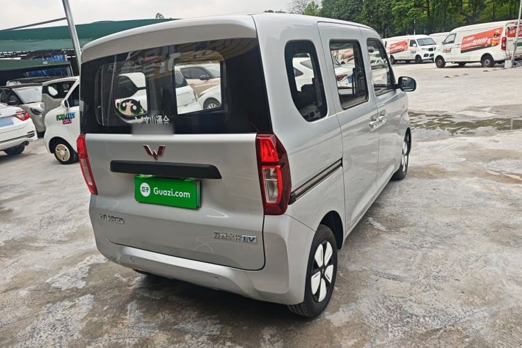 Used Wuling Zhiguang New Energy 2025 Standard Model Rear Right 45 Deg