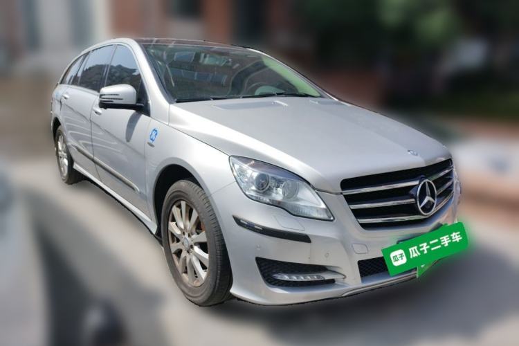 Used Mercedes-Benz R-Class 2017 R 320 4MATIC Business Edition Prestige Model
