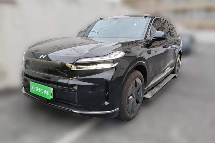 Used ONVO Luxeed L90 2025 Model—Max Six-Seater Version
