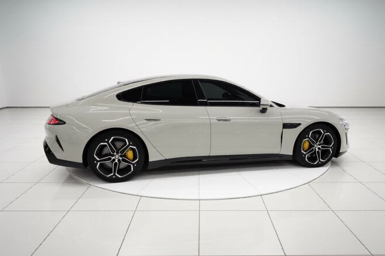 Used Xiaomi Auto SU7 2024 Four-Wheel-Drive Max Founder's Edition