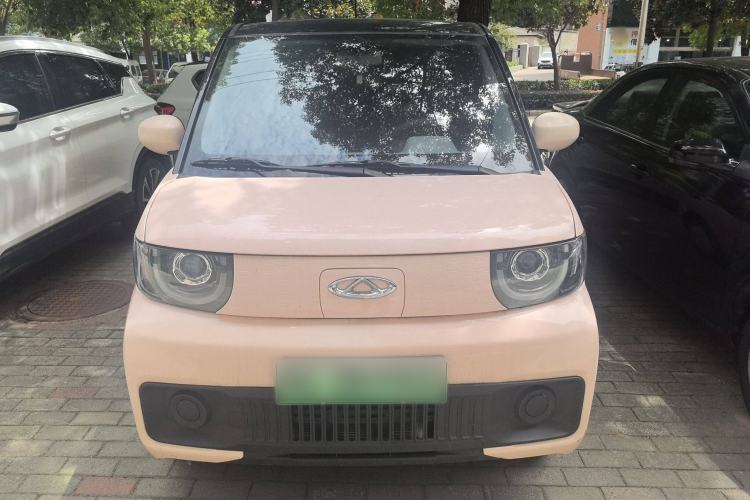 Used Chery New Energy QQ Ice Cream 2022 120km Conical Shape Lithium Iron Phosphate