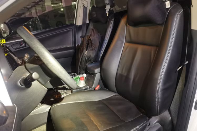 Used Toyota RAV4 2016 2.0L CVT Two-Wheel Drive Fashion Edition China V Standard Left Front Seat