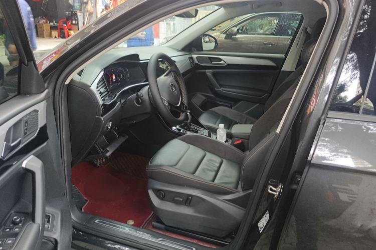 Used Volkswagen Tayron 2022 330TSI Two-Wheel Drive Luxury Smart Connectivity Version
