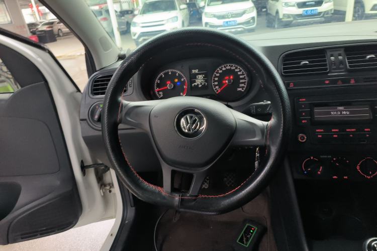 Used Volkswagen Polo 2018 1.5L Manual Drive-Comfort Model Steering Wheel