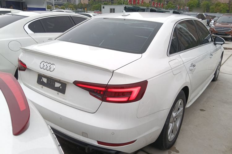 Used Audi A4L 2018 30th Anniversary Edition 40 TFSI Trendy Model Rear Right 45 Deg