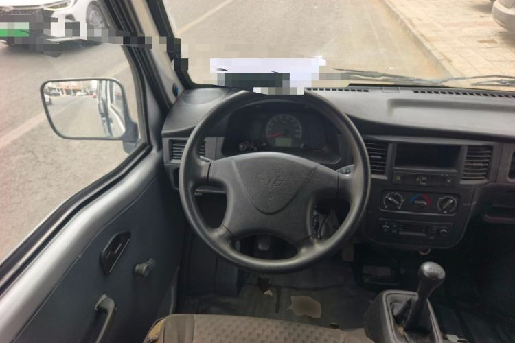 Used Wuling Zhiguang 2023 1.5L Practical Version 5/7 Seats
