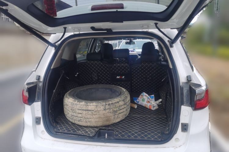 Used BYD Song MAX 2017 1.5T Automatic Smart Connect Prestige 7-Seater
