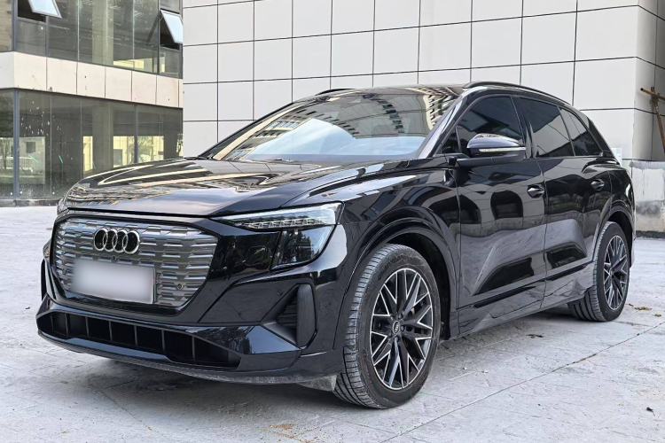 Used Audi Q5 e-tron 2022 40 e-tron Starlight Edition Mech Kit