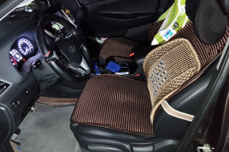 Used Hyundai Tucson 2015 1.6T Dual-Clutch Two-Wheel-Drive Comfort Model Left Front Seat