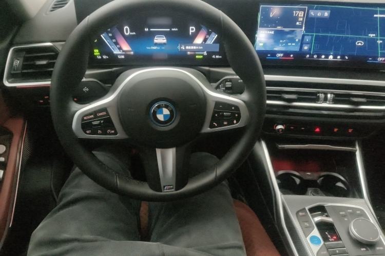 Used BMW i3 2024 eDrive 40 L Midnight Edition
