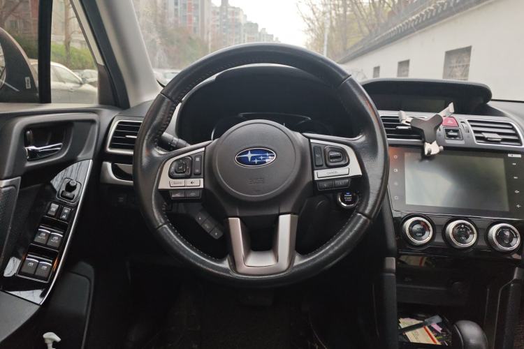 Used Subaru Forester 2018 2.0i Luxury Navigation Edition