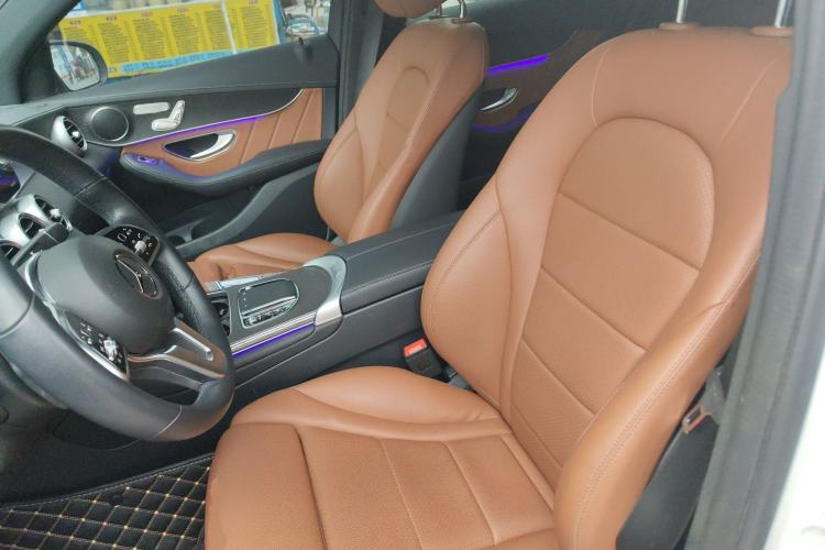 Used Mercedes-Benz GLC Coupe 2022 Refreshed GLC 300 4MATIC Coupe SUV Left Front Seat