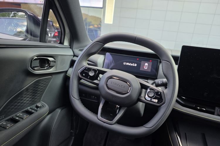 Used Lynk & Co 06 2025 Renew 1.5T Halo Interior 5