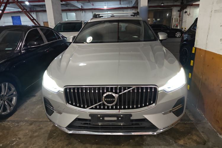 Used Volvo XC60 2022 B5 4x4 Zhiyi Luxury Edition Front