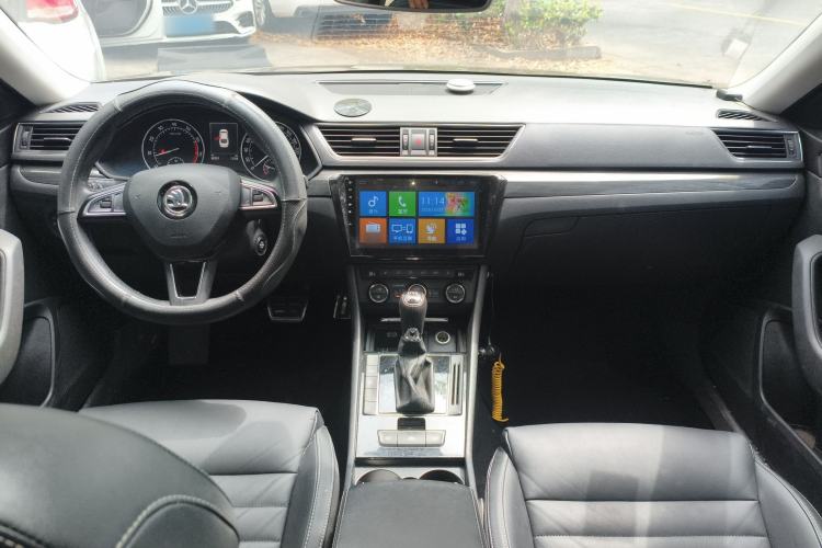 Used Skoda Superb 2016 TSI330 DSG Smart Drive Edition
