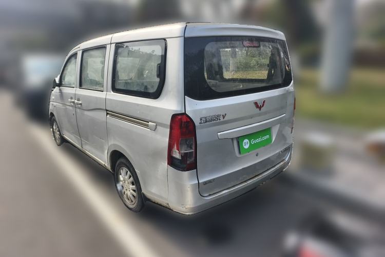 Used Wuling Rongguang V 2016 1.5L Standard Version
