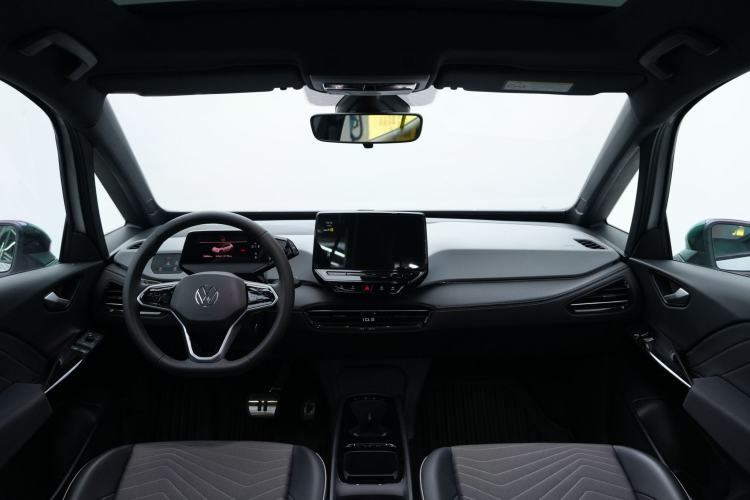 Used Volkswagen ID.3 2024 Outstanding Edition Interior 1
