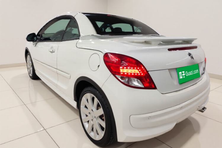 Used Peugeot 207 2013 1.6L CC Automatic Fashion Edition
