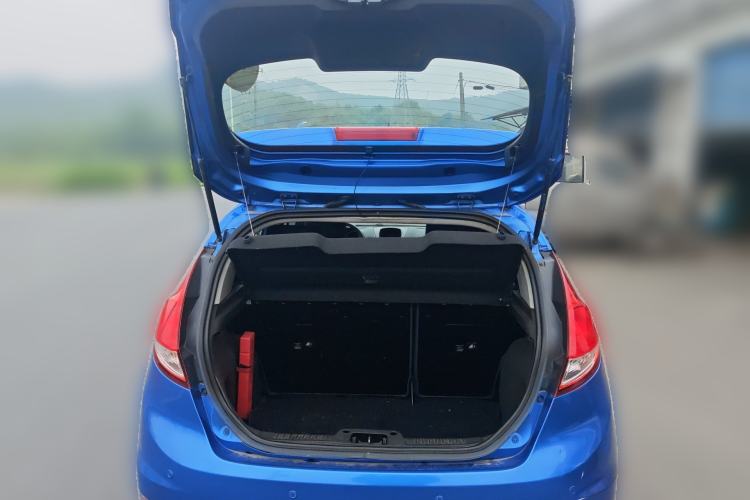 Used Ford Fiesta 2013 Hatchback 1.5L Automatic Fashion Edition Trunk