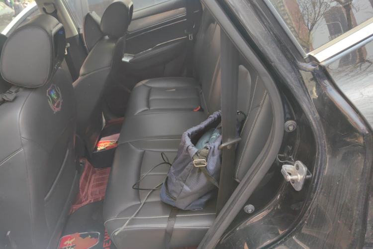 Used Roewe RX5 2016 20T Two-Wheel Drive Automatic Internet Smart Edition Left Rear Seat