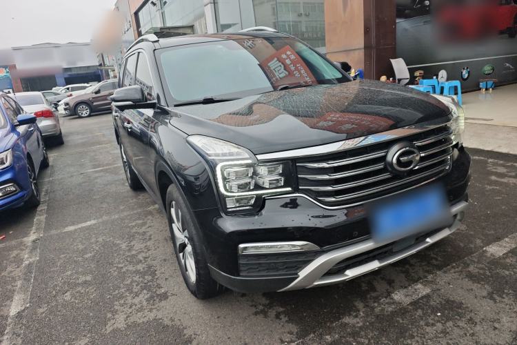 Used GAC Trumpchi GS8 2017 320T Two-Wheel Drive Luxury Smart Connectivity Version (7 Seats) Front Right 45 Deg