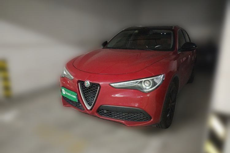 Used Alfa Romeo Stelvio 2017 2.0T 200HP Luxury Edition