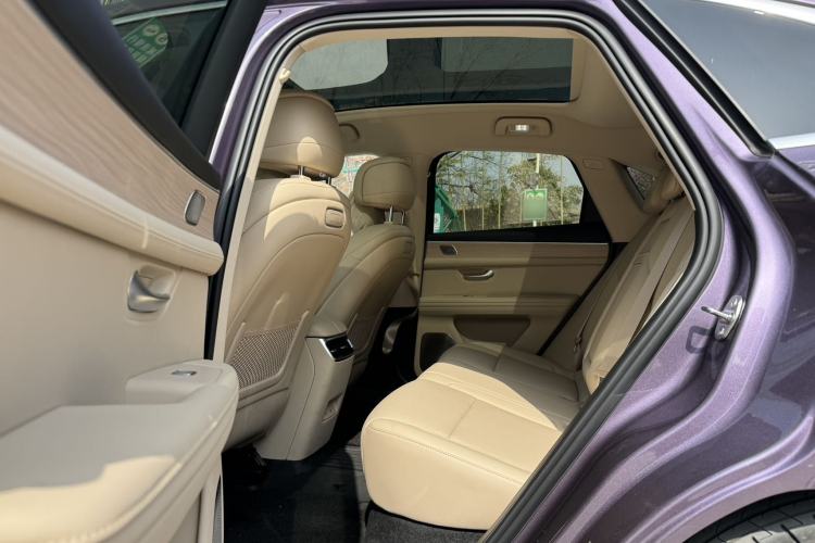 Used Hima AITO M5 2025 Extended-Range Ultra All-Wheel-Drive Version Interior 2