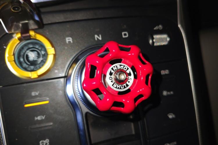 Used BYD Destroyer 05 2023 Champion Edition DM-i 120KM Prestige Model Gear Lever