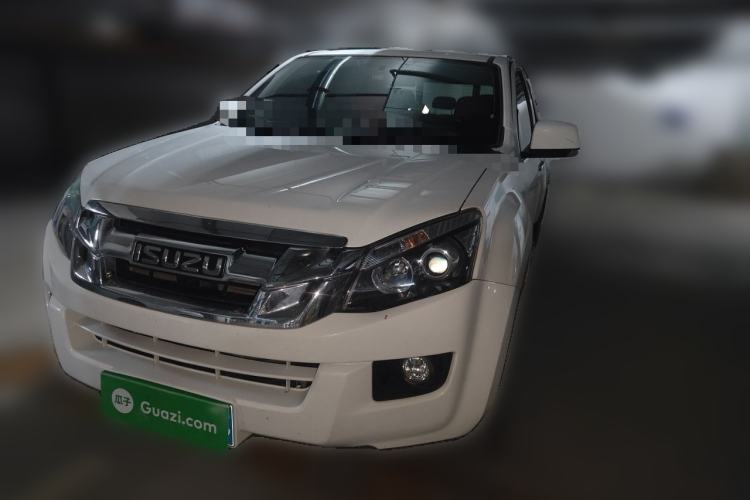 Used Isuzu D-MAX 2020 2.5T Two-Wheel Drive Automatic Flagship Edition China VI Standard Extended Version JE4D25Q6A