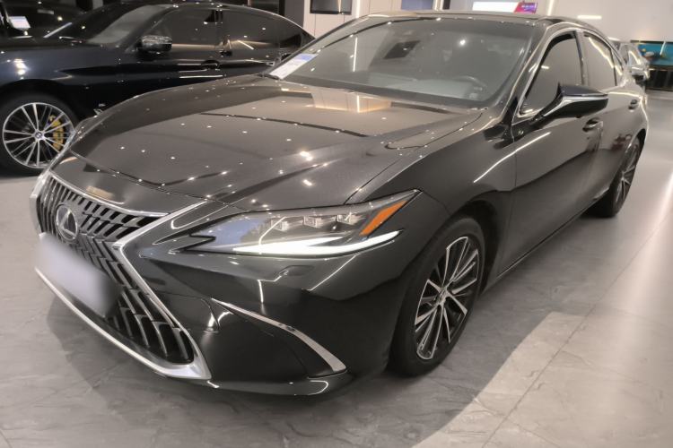Used Lexus ES 2021 300h Deluxe Edition