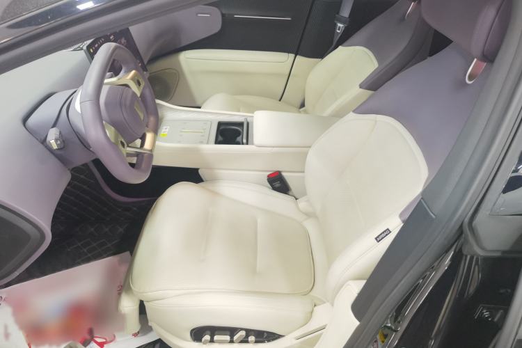 Used Avatr 12 2025 Max Extended-Range Edition Left Front Seat