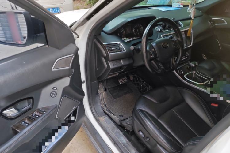 Used Land X7 2015 2.0T Panoramic Prestige Edition Driver Seat