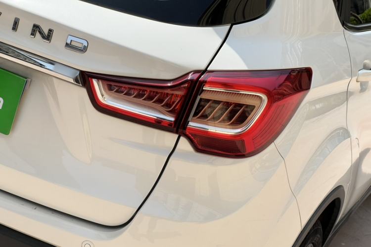 Used Land X2 2017 1.6L Automatic Sharp Edition