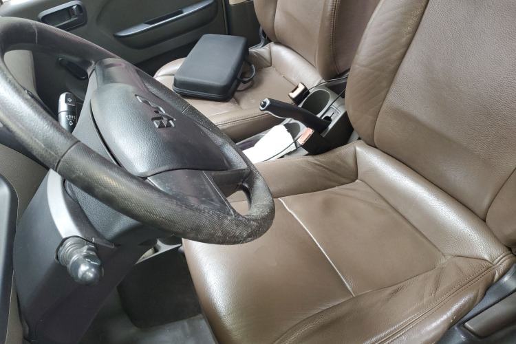 Used Wuling Rongguang 2014 1.2L S Base Model
