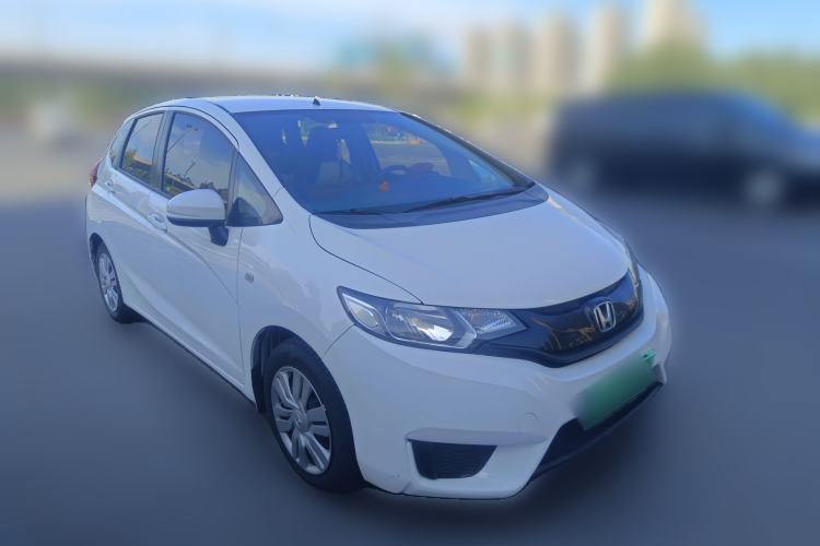 Used Honda Fit 2014 1.5L LX CVT Comfort Model Front Right 45 Deg