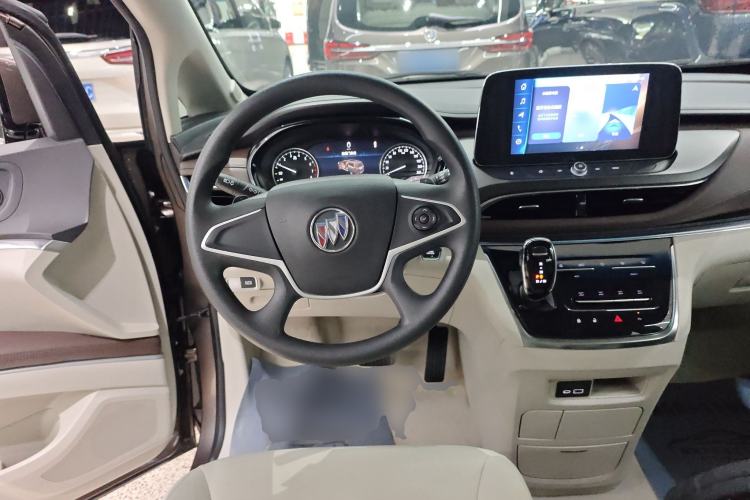 Used Buick GL8 2023 Land Executive Class Comfort Model
