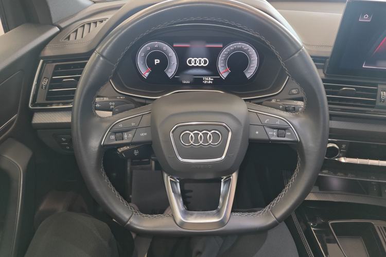 Used Audi Q5L 2024 40 TFSI Luxury Dynamic Edition Steering Wheel